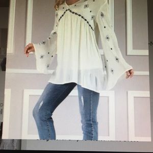 Embroidered Bell- Sleeve V- Neck Tunic